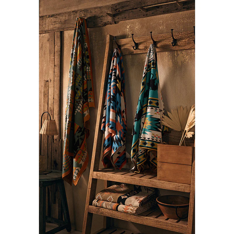 Myra Bag Trisomy Trail Throw Aztec