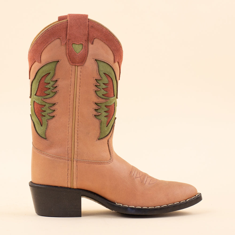 Moonrise Olivia cowboylaarsjes nude