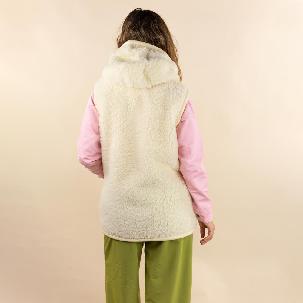 Vest wool beige Pompom