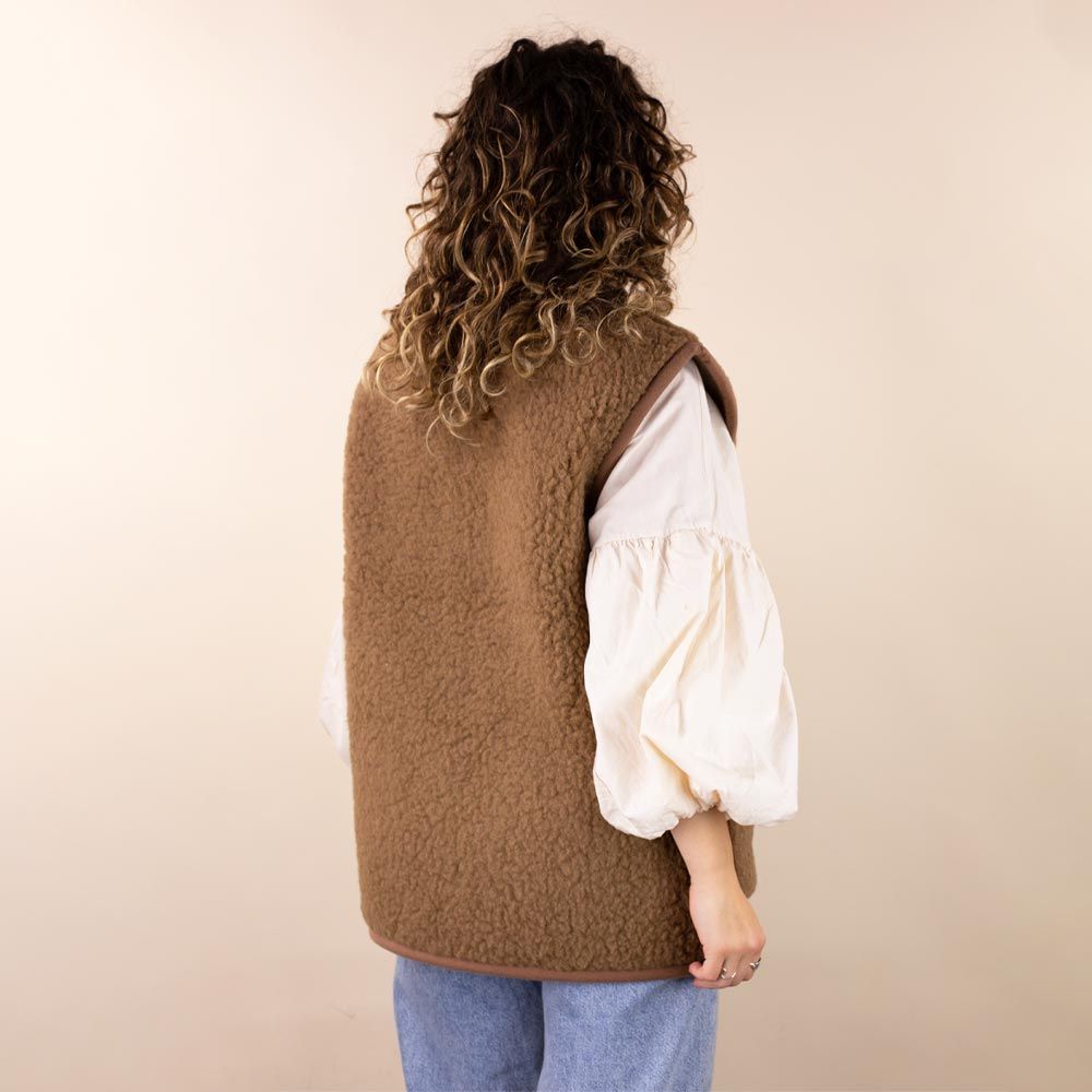 Women's brown wool cardigan with button