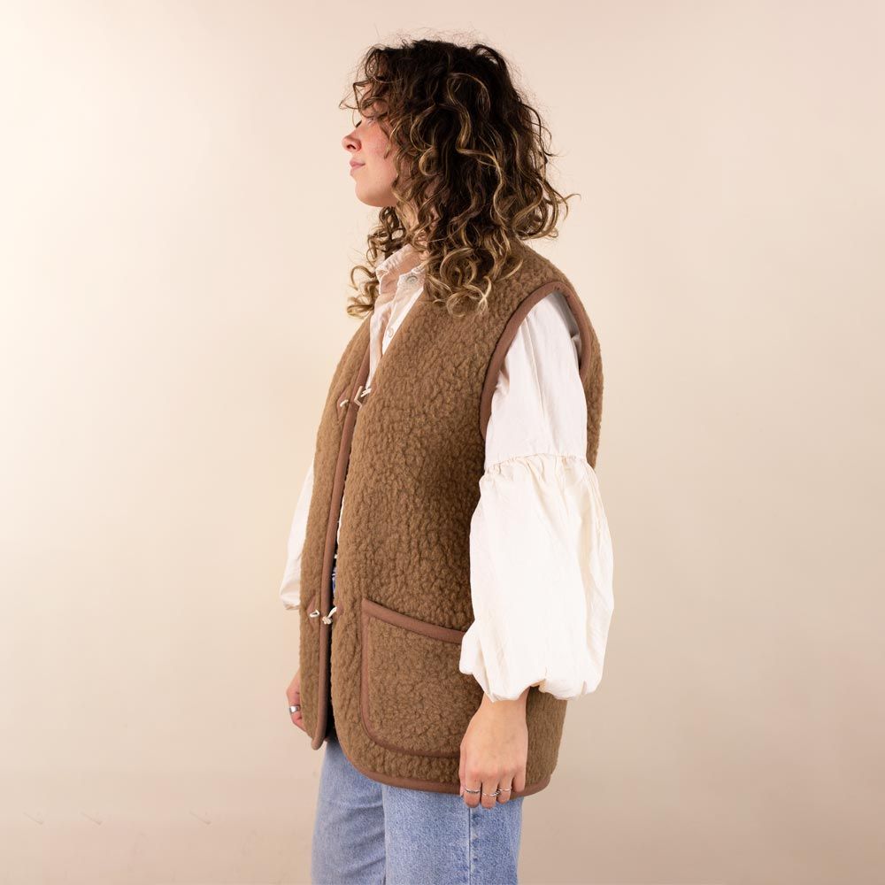Women's brown wool cardigan with button