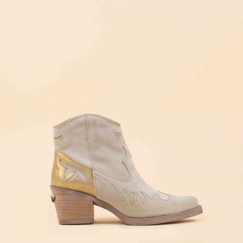 Botas bohemias Nemonic 2353 ante color blanco roto