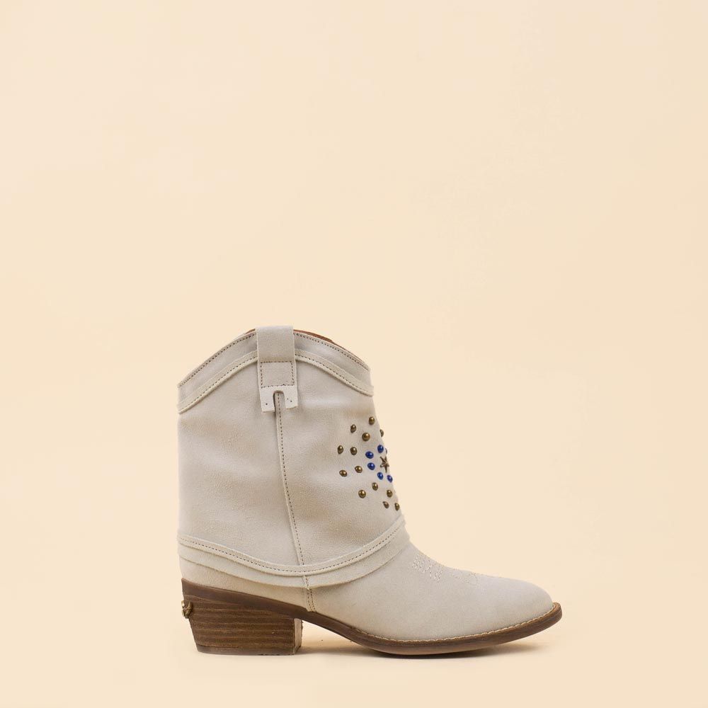 Botas bohemias Nemonic 2388 en color blanco roto