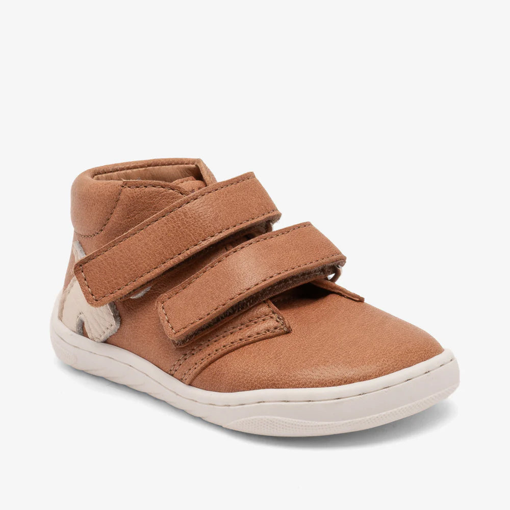 Bisgaard Barefoot Theodore v Caramel